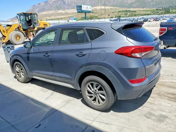 KM8J3CA47JU747535 2018 HYUNDAI TUCSON - Image 2