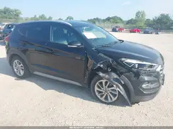 KM8J3CA47JU751052 2018 HYUNDAI TUCSON