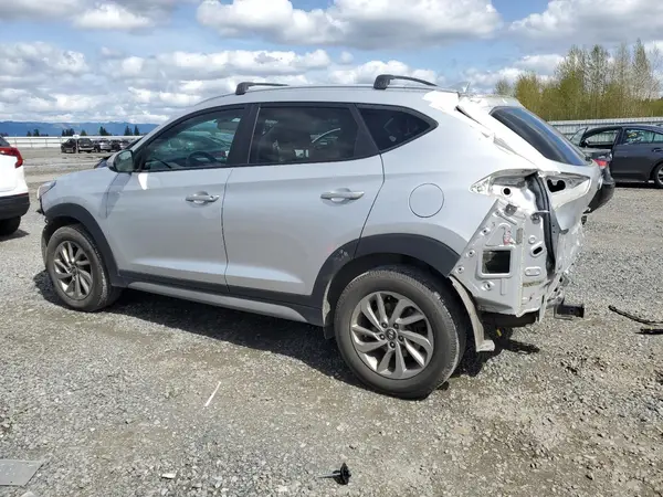KM8J3CA47JU766862 2018 HYUNDAI TUCSON - Image 2