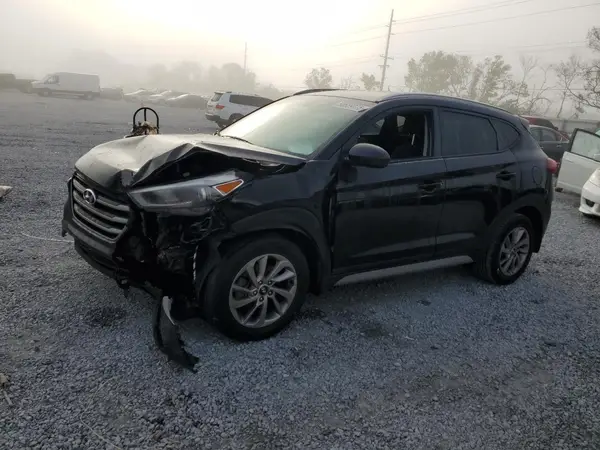KM8J3CA47JU831659 2018 HYUNDAI TUCSON - Image 1