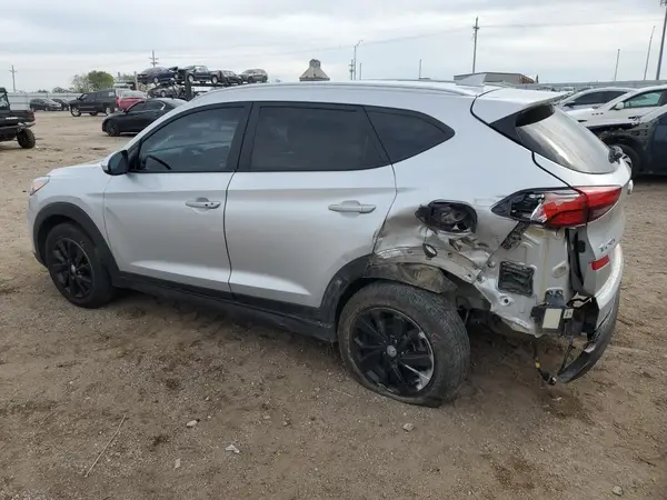 KM8J3CA47KU029582 2019 HYUNDAI TUCSON - Image 2