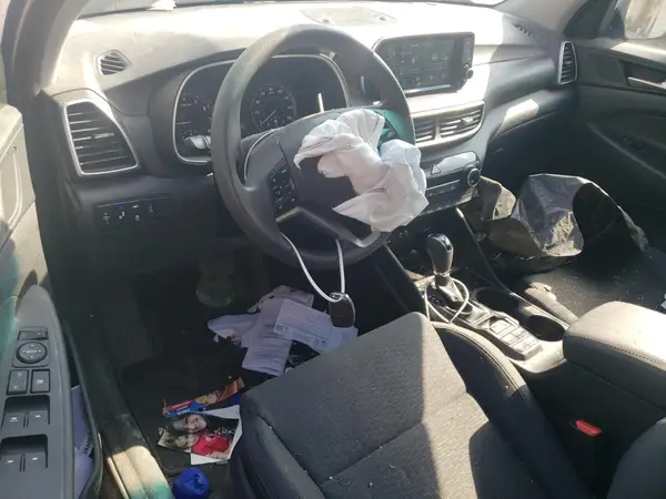 KM8J3CA47KU034216 2019 HYUNDAI TUCSON - Image 8