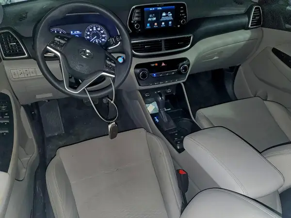 KM8J3CA47KU042753 2019 HYUNDAI TUCSON - Image 8