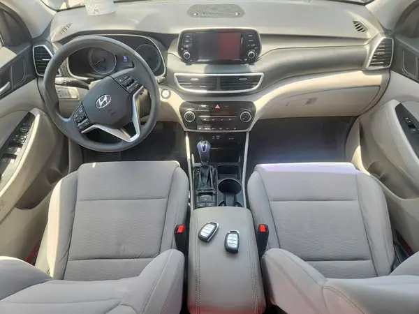 KM8J3CA47KU060122 2019 HYUNDAI TUCSON - Image 8