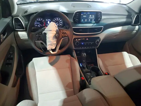 KM8J3CA47KU063487 2019 HYUNDAI TUCSON - Image 8