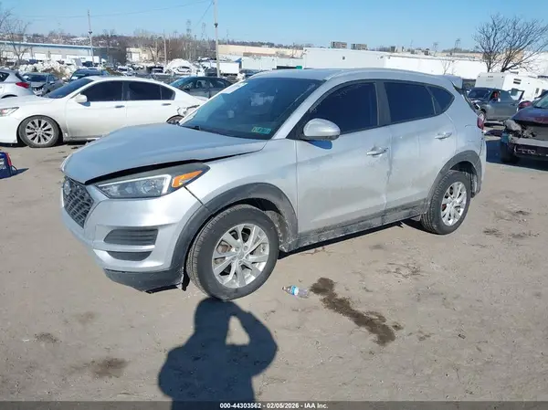 KM8J3CA47KU858636 2019 HYUNDAI TUCSON - Image 2
