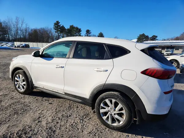 KM8J3CA47KU894651 2019 HYUNDAI TUCSON - Image 2
