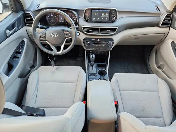 KM8J3CA47KU896206 2019 HYUNDAI TUCSON - Image 8