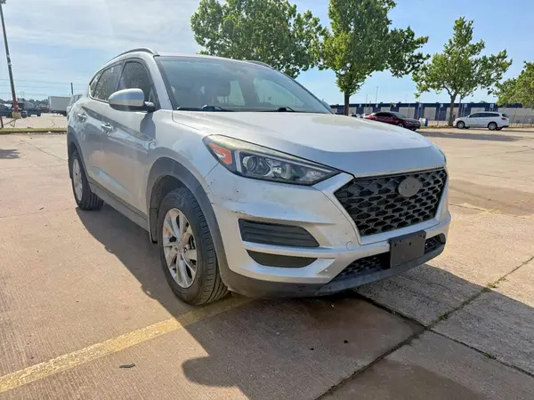 KM8J3CA47KU899073 2019 HYUNDAI TUCSON - Image 1