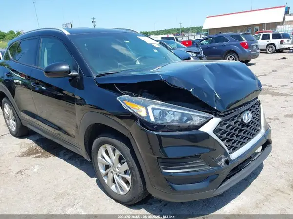 KM8J3CA47KU953312 2019 HYUNDAI TUCSON - Image 1