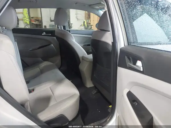 KM8J3CA47KU962091 2019 HYUNDAI TUCSON - Image 8
