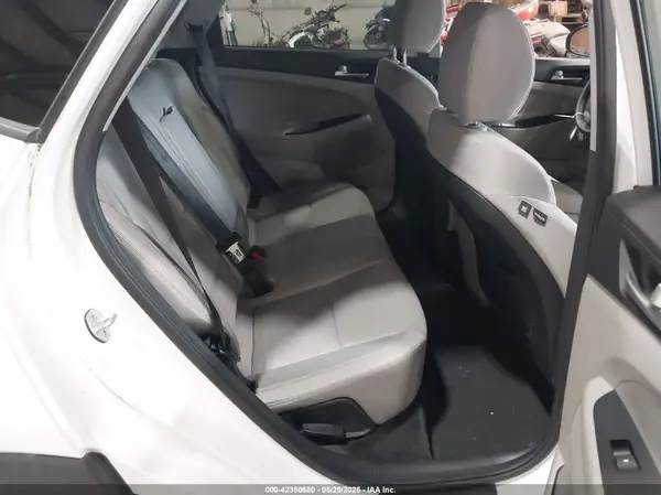 KM8J3CA47KU970546 2019 HYUNDAI TUCSON - Image 8