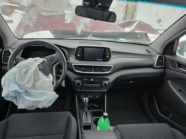 KM8J3CA47KU973317 2019 HYUNDAI TUCSON - Image 8
