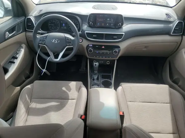 KM8J3CA47KU983748 2019 HYUNDAI TUCSON - Image 8