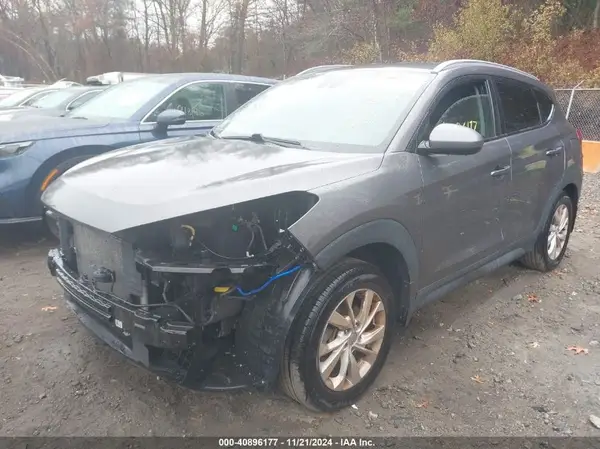 KM8J3CA47LU185963 2020 HYUNDAI TUCSON - Image 2