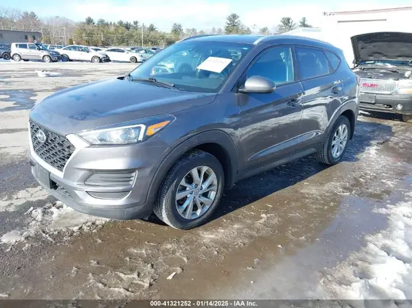 KM8J3CA47LU255025 2020 HYUNDAI TUCSON - Image 2