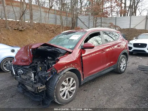 KM8J3CA47LU255767 2020 HYUNDAI TUCSON - Image 2