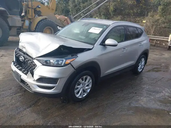 KM8J3CA47LU272682 2020 HYUNDAI TUCSON - Image 2