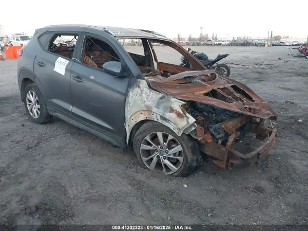 KM8J3CA47MU292237 2021 HYUNDAI TUCSON - Image 1