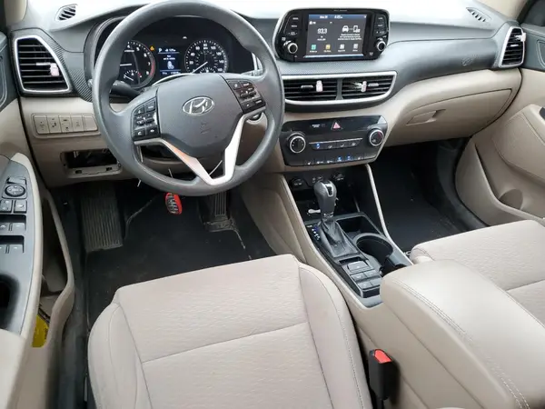 KM8J3CA47MU301468 2021 HYUNDAI TUCSON - Image 8