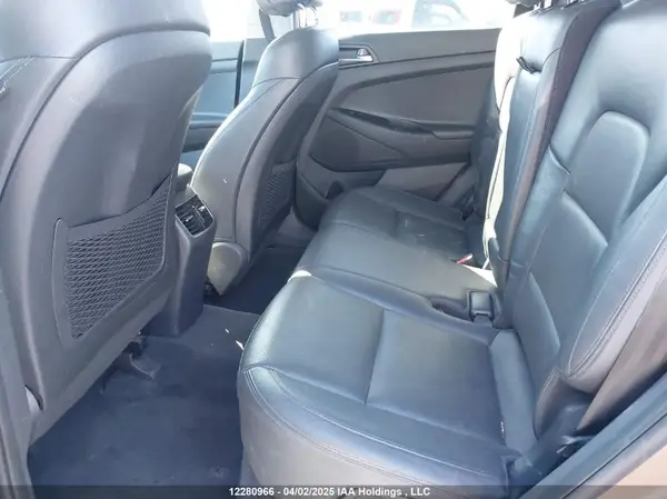 KM8J3CA48GU037438 2016 HYUNDAI TUCSON - Image 8