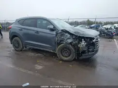 KM8J3CA48GU041151 2016 HYUNDAI TUCSON