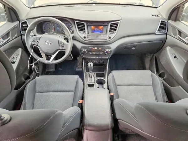 KM8J3CA48GU058208 2016 HYUNDAI TUCSON - Image 8
