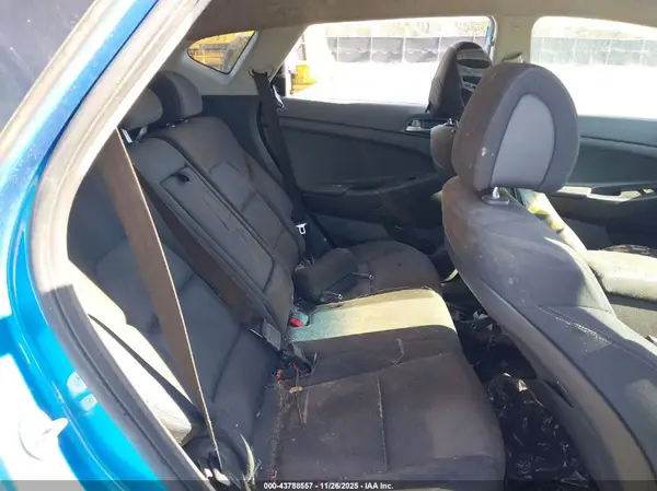 KM8J3CA48GU060010 2016 HYUNDAI TUCSON - Image 8