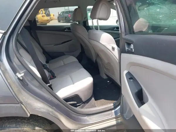 KM8J3CA48GU068480 2016 HYUNDAI TUCSON - Image 8
