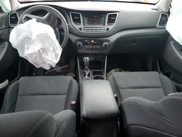 KM8J3CA48GU074649 2016 HYUNDAI TUCSON - Image 8