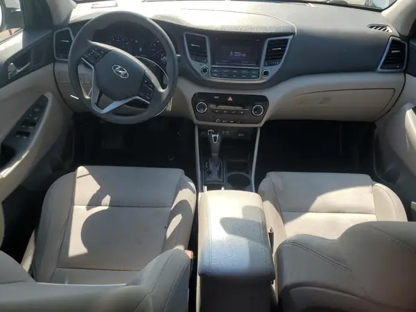 KM8J3CA48GU077227 2016 HYUNDAI TUCSON - Image 8