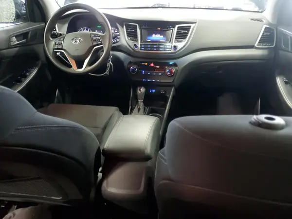 KM8J3CA48GU082010 2016 HYUNDAI TUCSON - Image 8