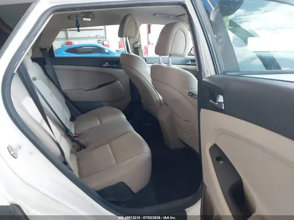 KM8J3CA48GU100294 2016 HYUNDAI TUCSON - Image 8