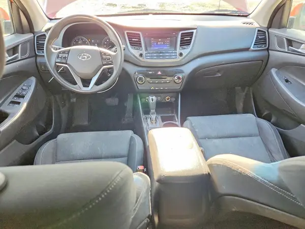 KM8J3CA48GU100697 2016 HYUNDAI TUCSON - Image 8
