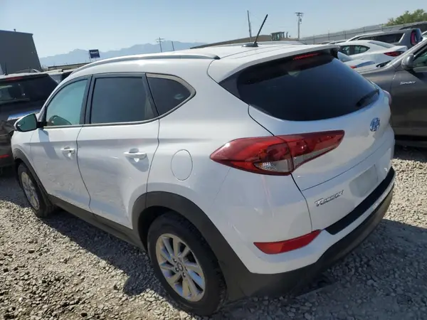 KM8J3CA48GU110825 2016 HYUNDAI TUCSON - Image 2