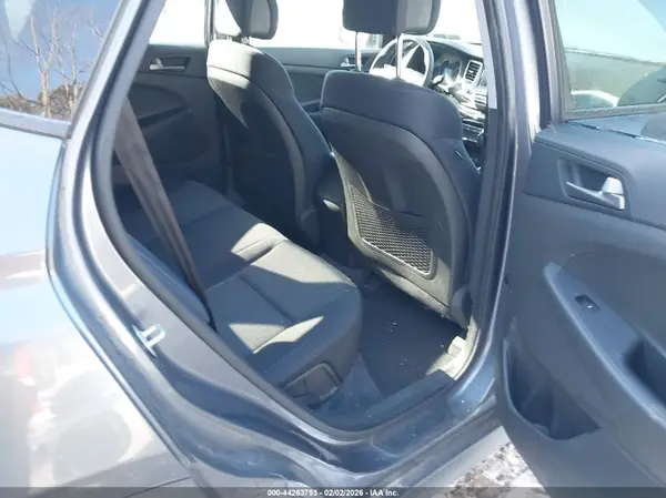 KM8J3CA48GU119296 2016 HYUNDAI TUCSON - Image 8