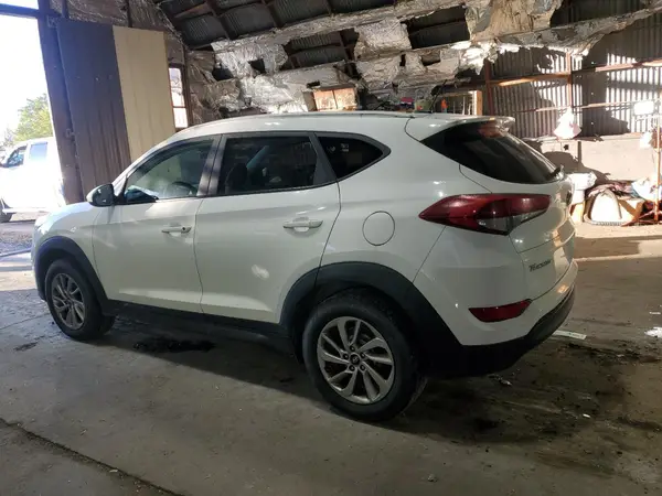 KM8J3CA48GU123557 2016 HYUNDAI TUCSON - Image 2