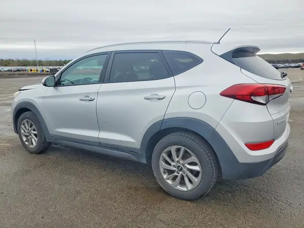 KM8J3CA48GU134266 2016 HYUNDAI TUCSON - Image 2
