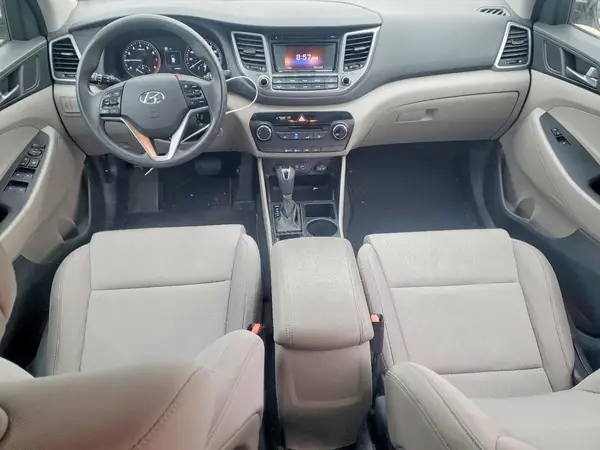 KM8J3CA48GU134266 2016 HYUNDAI TUCSON - Image 8