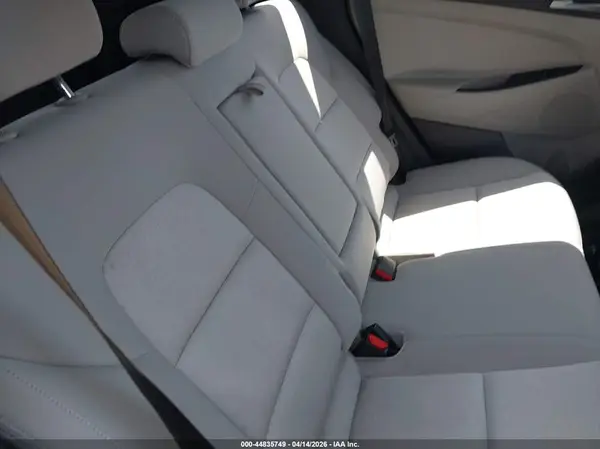 KM8J3CA48GU139483 2016 HYUNDAI TUCSON - Image 8