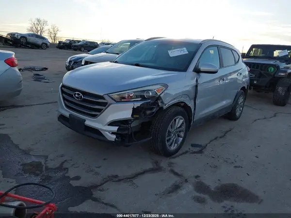 KM8J3CA48GU149706 2016 HYUNDAI TUCSON - Image 2