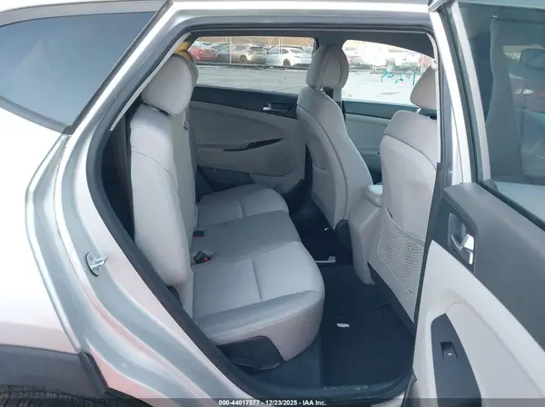 KM8J3CA48GU149706 2016 HYUNDAI TUCSON - Image 8