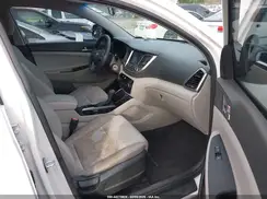 KM8J3CA48GU162682 2016 HYUNDAI TUCSON