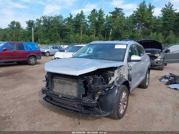 KM8J3CA48GU189462 2016 HYUNDAI TUCSON - Image 2
