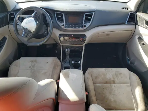 KM8J3CA48GU208205 2016 HYUNDAI TUCSON - Image 8