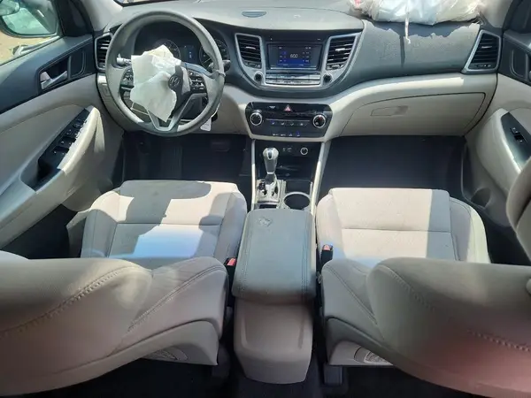 KM8J3CA48GU221181 2016 HYUNDAI TUCSON - Image 8