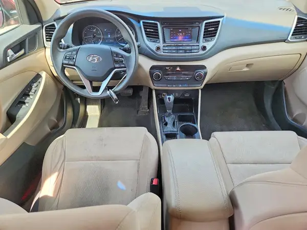 KM8J3CA48GU223416 2016 HYUNDAI TUCSON - Image 8