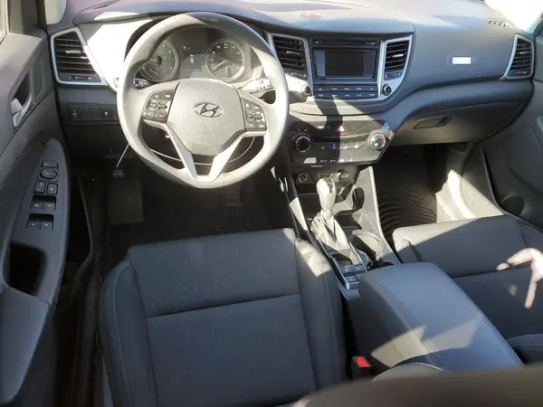 KM8J3CA48GU229037 2016 HYUNDAI TUCSON - Image 8