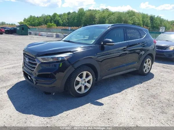 KM8J3CA48GU241155 2016 HYUNDAI TUCSON - Image 2