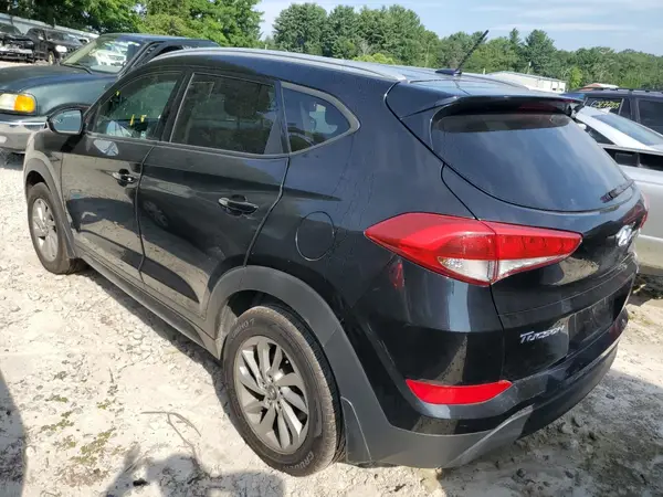 KM8J3CA48GU249725 2016 HYUNDAI TUCSON - Image 2